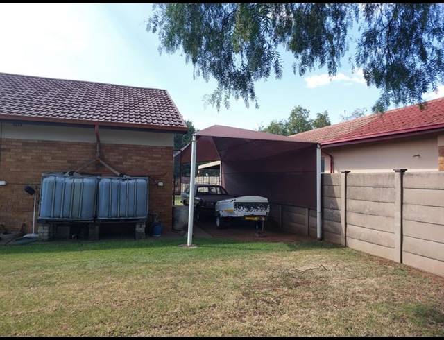 3 BEDROOM HOUSE FOR SALE IN VANDERBIJLPARK SE 6